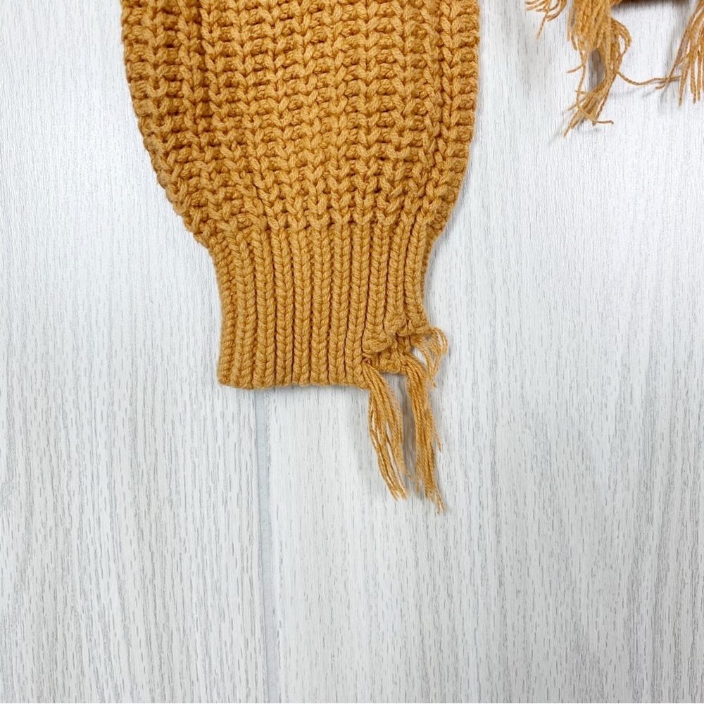 Andree by Unit | Mustard Yellow Knit Frayed V-Neck Pullover Sweater Size Large - Picture 14 of 14